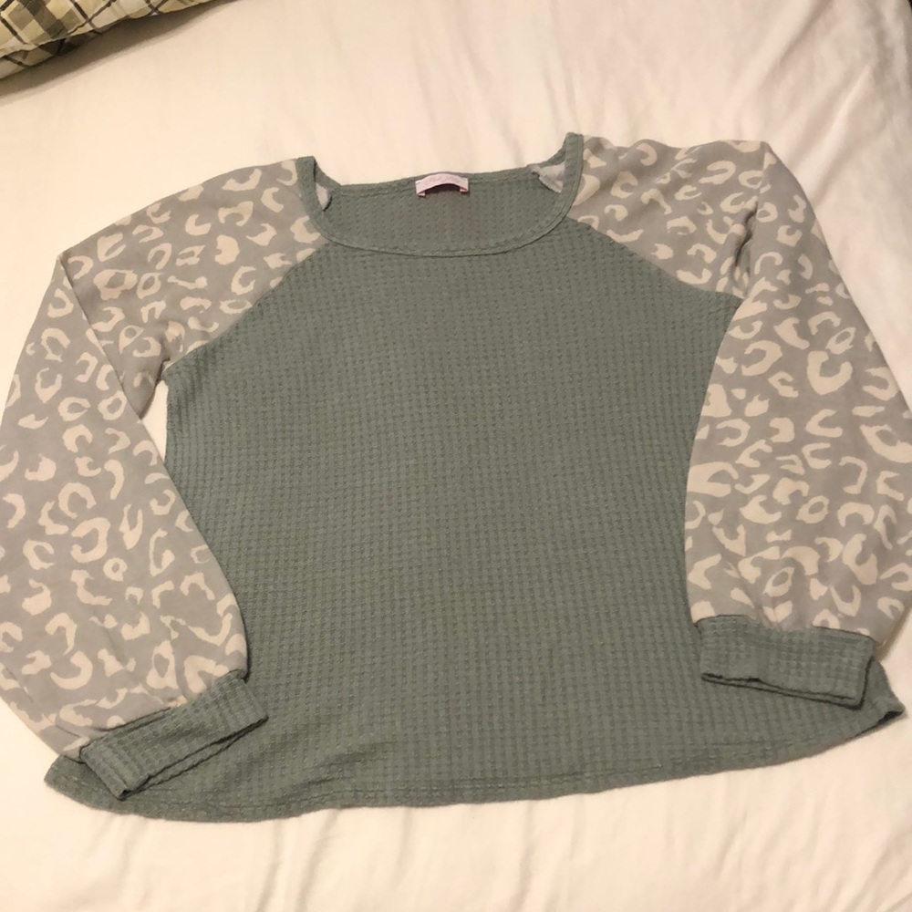 Cute women’s blouse from Pink Lily Bouquet.
